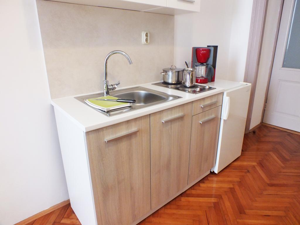 Apartman Draguc Pula Exterior foto