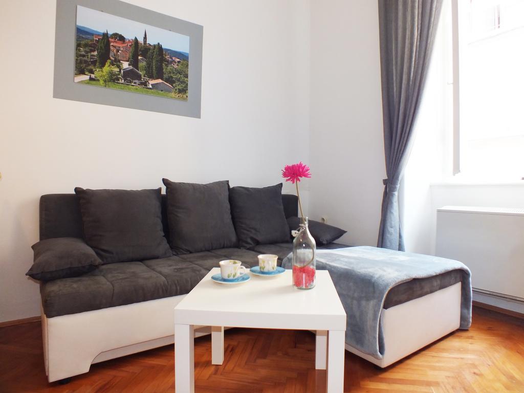 Apartman Draguc Pula Exterior foto